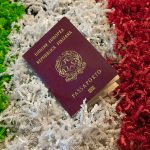 Cidadania italiana: Avaliando as vantagens e desvantagens da via judicial e administrativa para tomar a melhor decisão